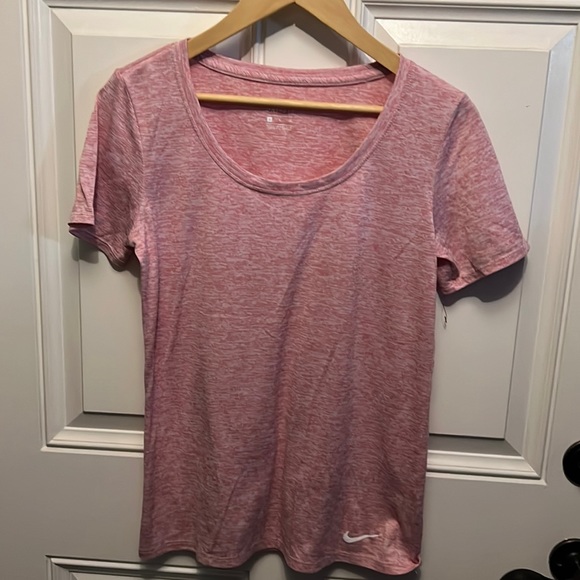 Nike Tops - Nike dri fit small